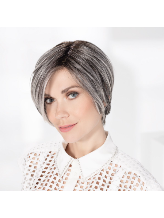 Perruque synthétique Glam Soft Salt/Pepper Rooted Hair Society Ellen Wille Perruque synthétique Glam Soft Salt/Pepper Rooted Hair Society Ellen Wille