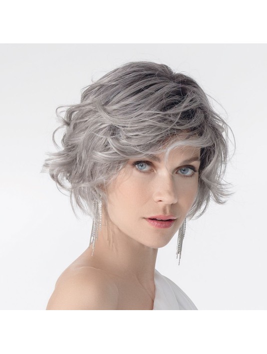 Perruque synthétique Romance Deluxe Metallic Grey Rooted Hair Society Ellen Wille