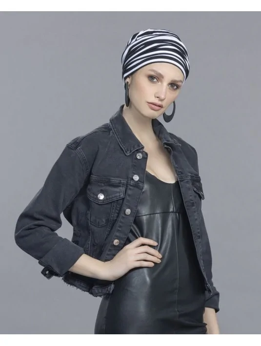 Bonnet GOGA black white striped ELLEN WILLE